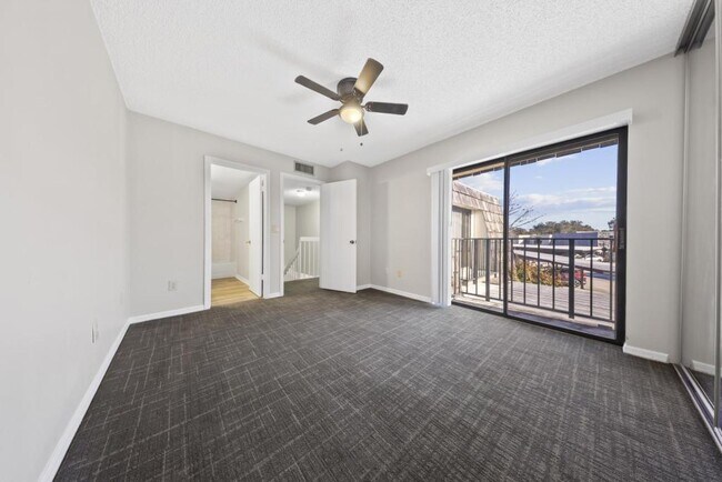 Building Photo - 2920 Pecan Ave