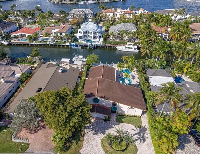 Building Photo - 2519 Barcelona Dr