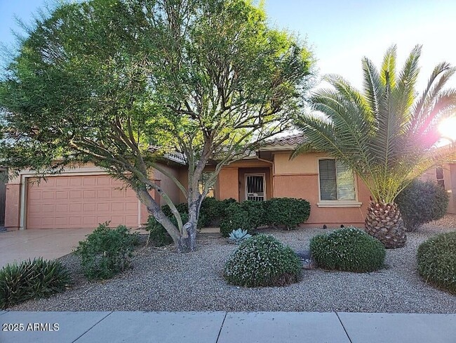 Building Photo - 16841 W Cortaro Point Dr