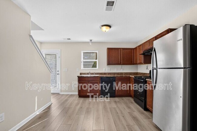Building Photo - 1168 Brooksridge Way