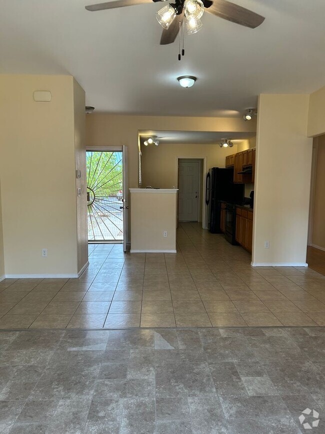 Building Photo - 7603 Mesa Del Oro Ln