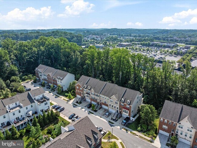 Building Photo - 1221 Orchid Rd