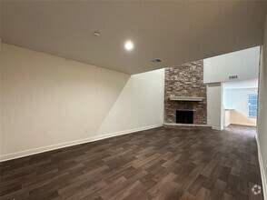 Building Photo - 8003 Woodway Dr