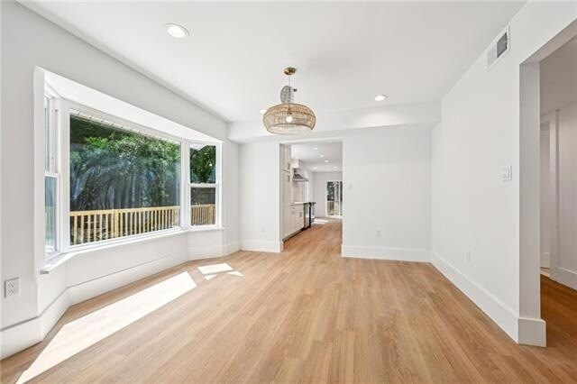 Building Photo - 204 Woodlawn Ct