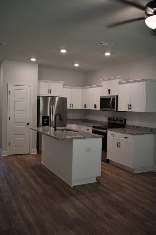 Building Photo - 4109 Taylor Pond Rd