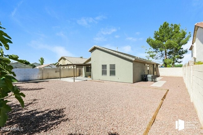 Building Photo - 2919 S 93rd Pl