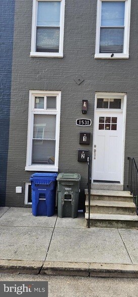 Building Photo - 1531 W Fairmount Ave