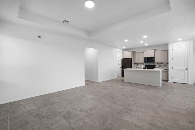 Building Photo - Coming Soon! | Modern | 3Bed/2Bath | Desirable Rio Rancho | Pets Welcome