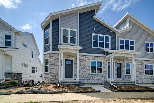 Building Photo - 4873 Lacy Rd