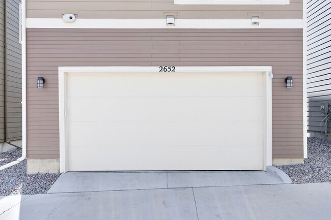 Building Photo - 2652 Mayotte Wy