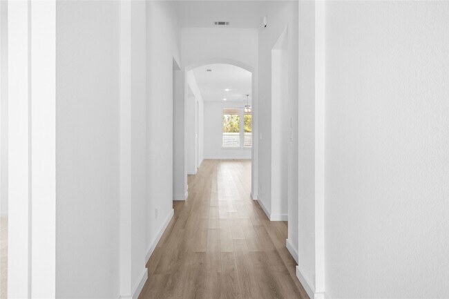 Building Photo - 17127 Crimson Crest Dr