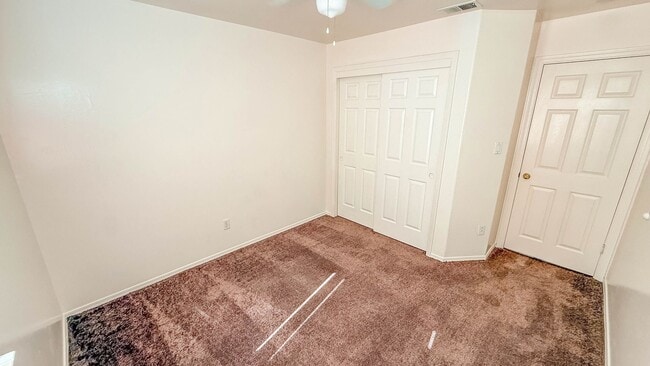 Building Photo - 5311 Sunbird Ct