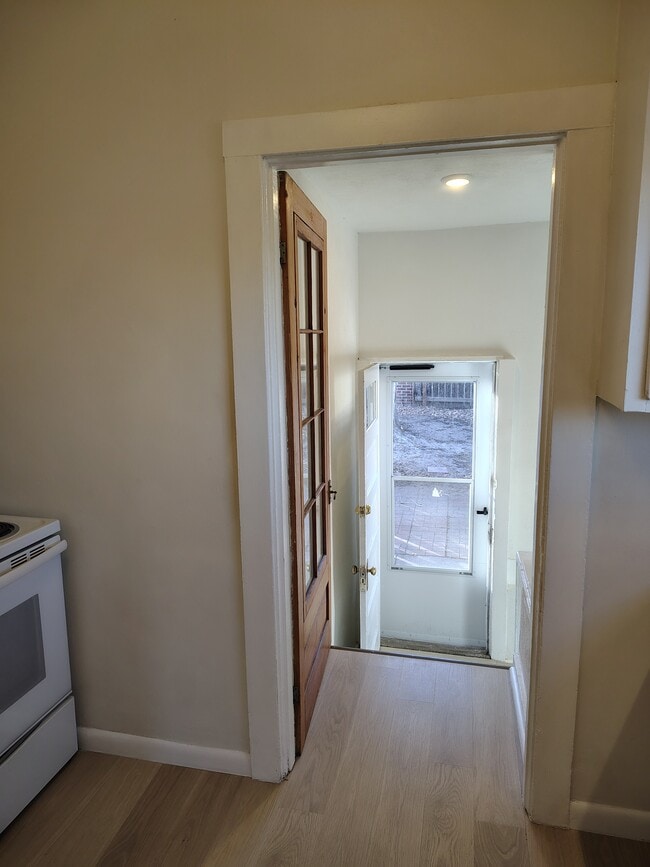 Building Photo - 3855 Julian St