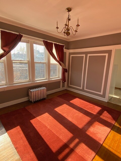 Building Photo - 850 W Cornelia Ave