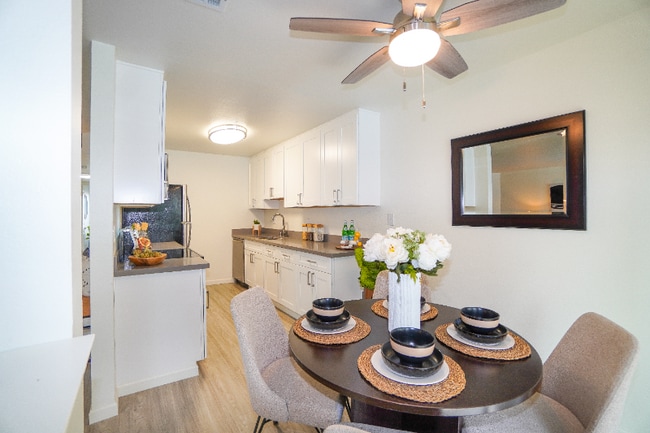 Building Photo - 581 Giuffrida Ave