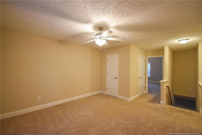 Building Photo - 24 Nassau Ln
