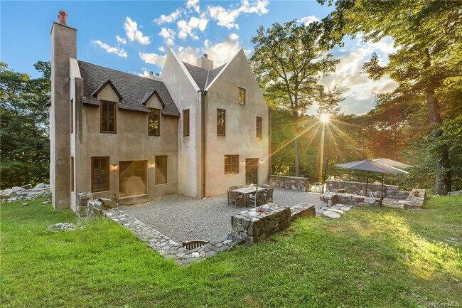 Building Photo - 51 Chapman Rd