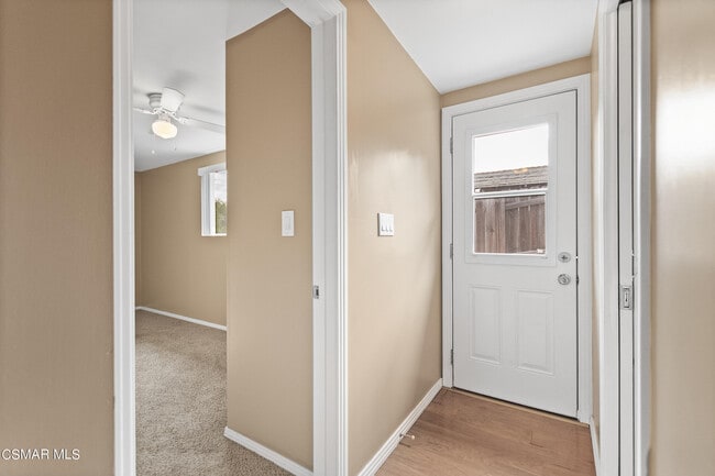 Building Photo - 2905 Foothill Dr