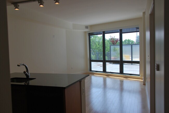 Building Photo - 4101 Albemarle St NW