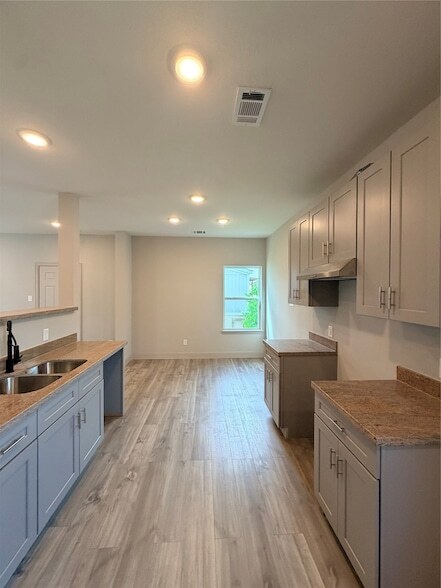 Building Photo - 130 Flamingo Bight S