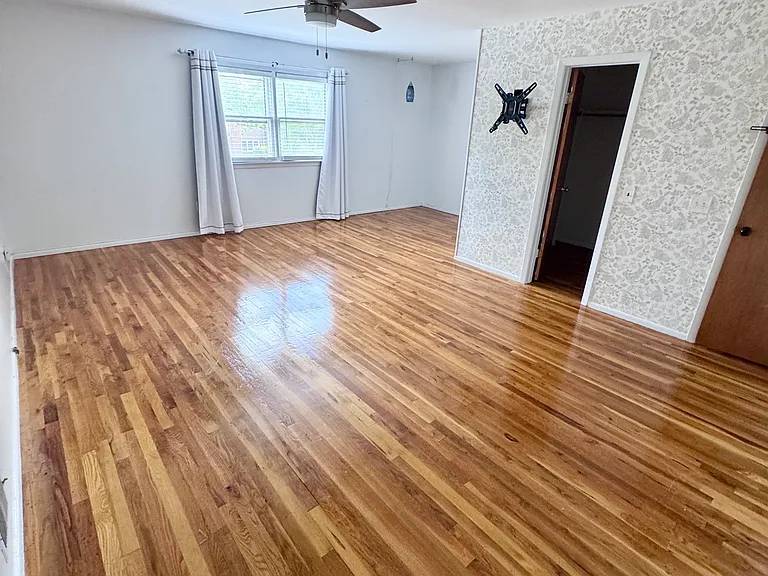 Building Photo - 285 Albourne Ave