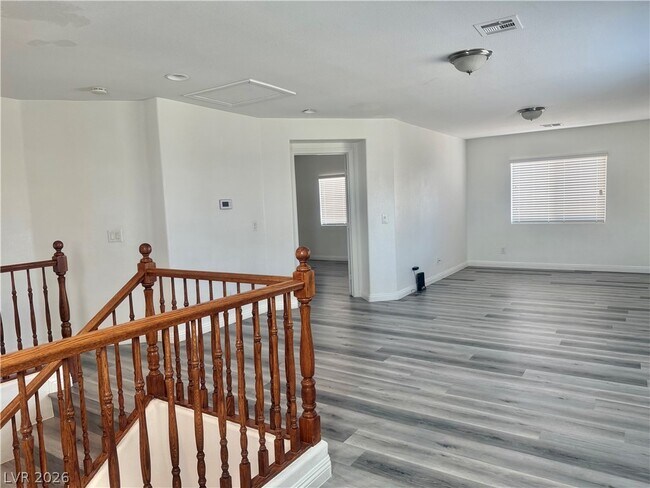 Building Photo - 9310 Winebrook Ave