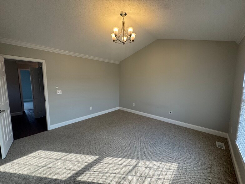 Building Photo - 1137 Paul Revere Ct