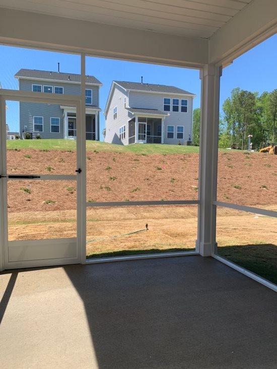 Building Photo - 139 Iris Dr