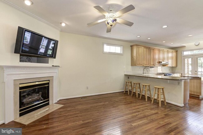 Building Photo - 2905 Gretna Pl