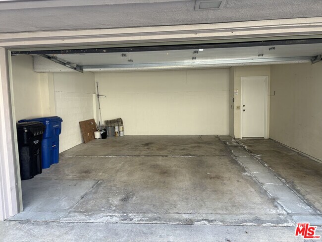 Building Photo - 4541 Alla Rd