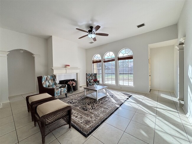 Building Photo - 1814 Senca Springs Ct