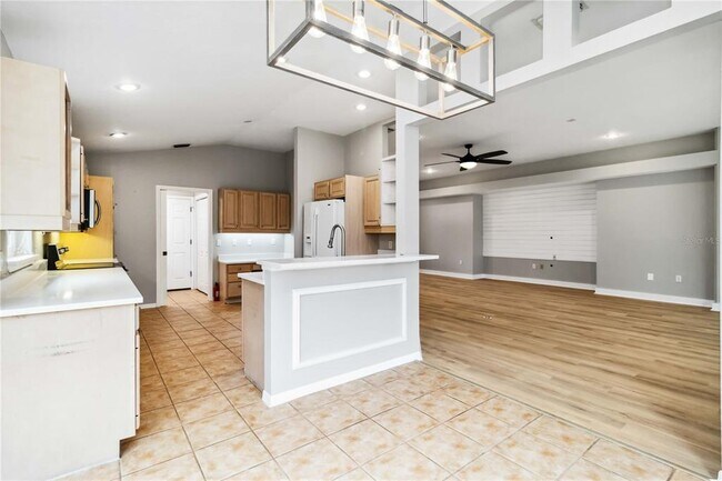 Building Photo - 7 Arbor Oaks Dr