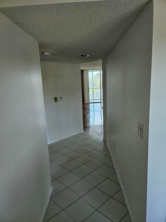 Building Photo - 7678 Trent Dr