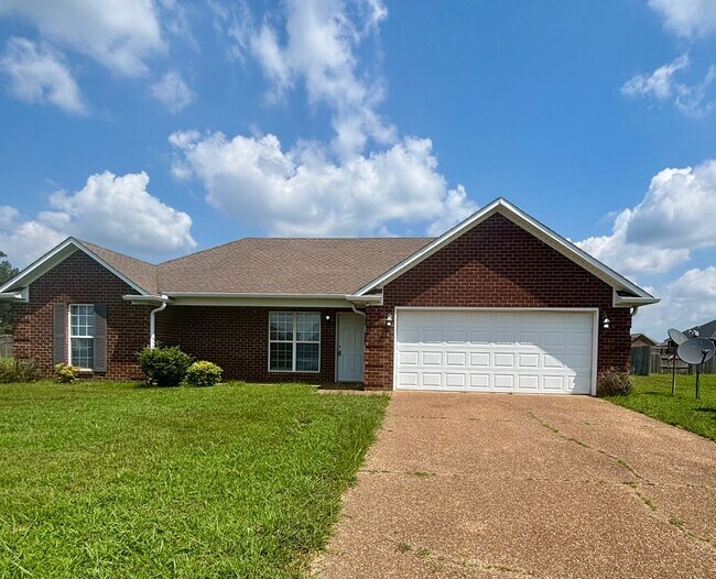 Building Photo - 3 Bedroom 2 bath  Medina Area