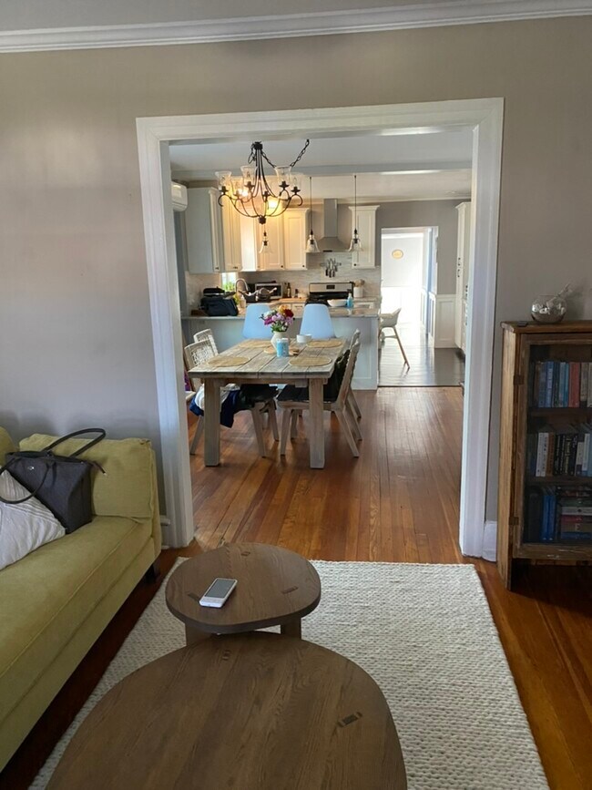 Living Room - 2432 E County Line Rd