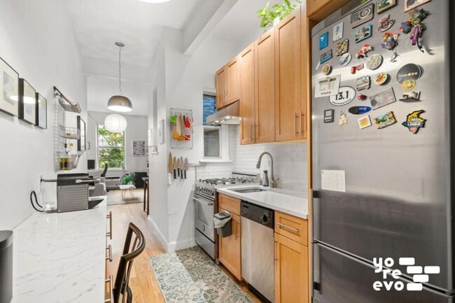 Building Photo - 1 bedroom in NEW YORK NY 10011