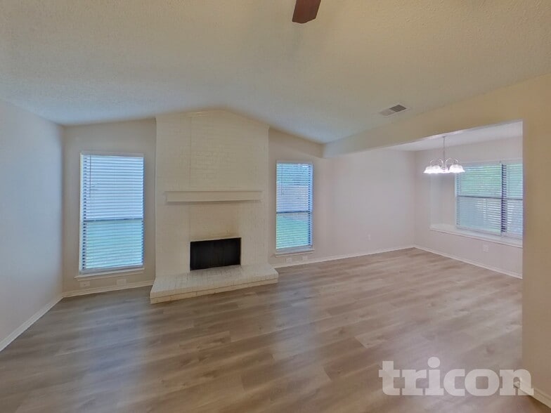 Building Photo - 133 Brockway Dr