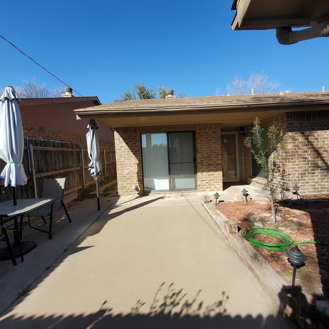 Building Photo - 6321 Alta Vista Rd