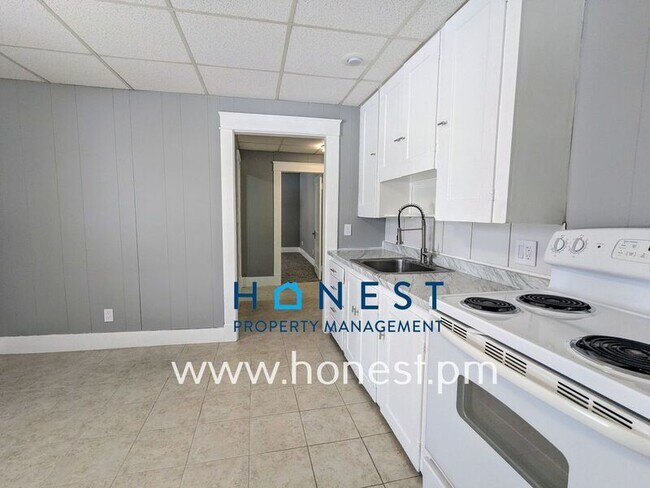 Building Photo - 73 Kennedy Memorial Dr