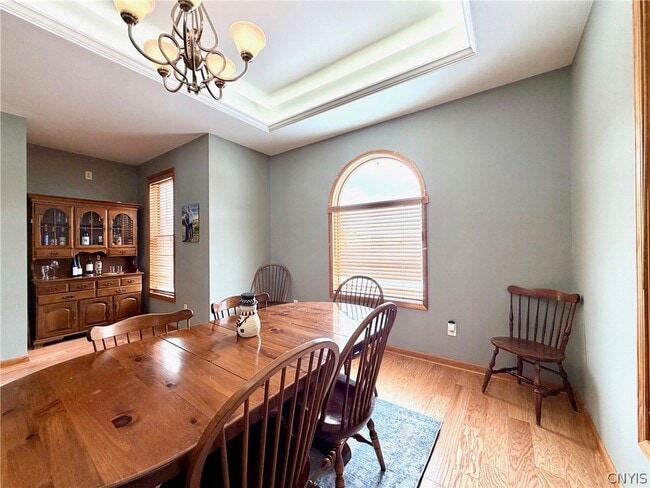 Building Photo - 1018 W State Rd