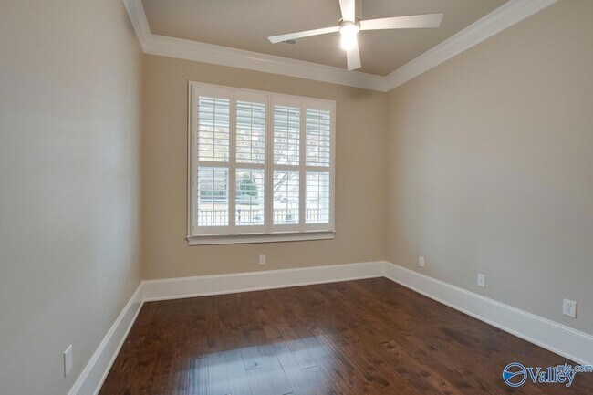 Building Photo - 8599 Bellewood Ln NW