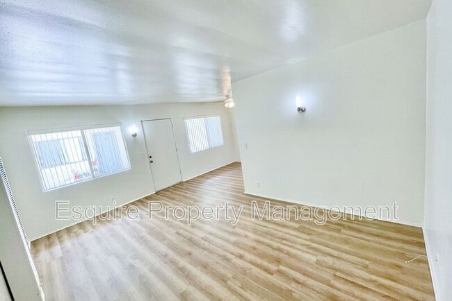 Building Photo - 1750 Ventura Blvd