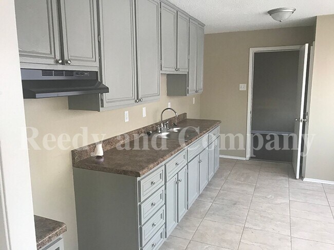 Building Photo - 5158 Breckenwood Dr