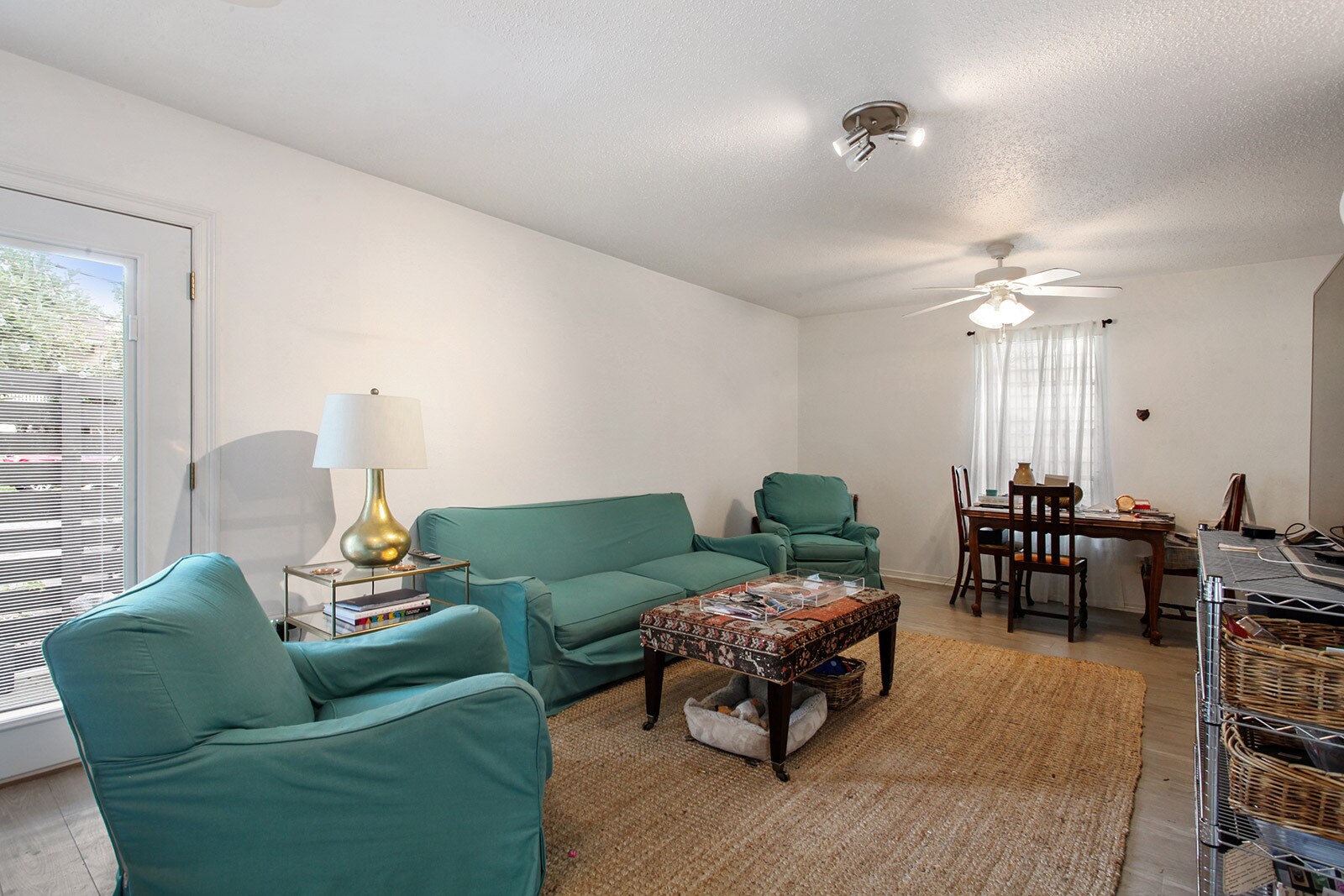 Building Photo - 5421 Constance St