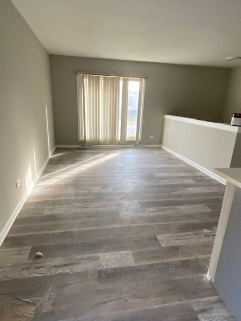 Building Photo - 201 E Rose St