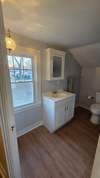 Building Photo - 120 N Harrison St