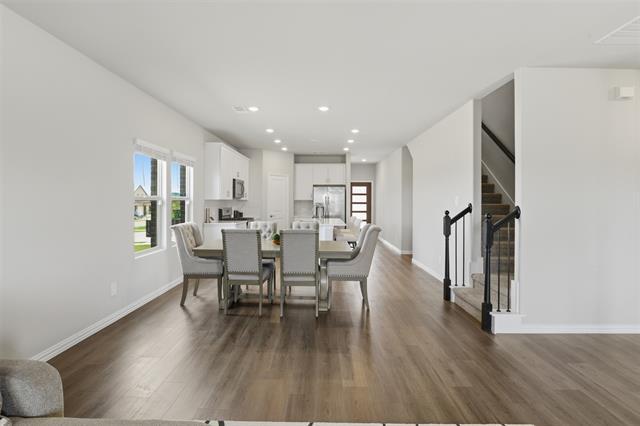 Building Photo - 2275 Clf Spgs Dr