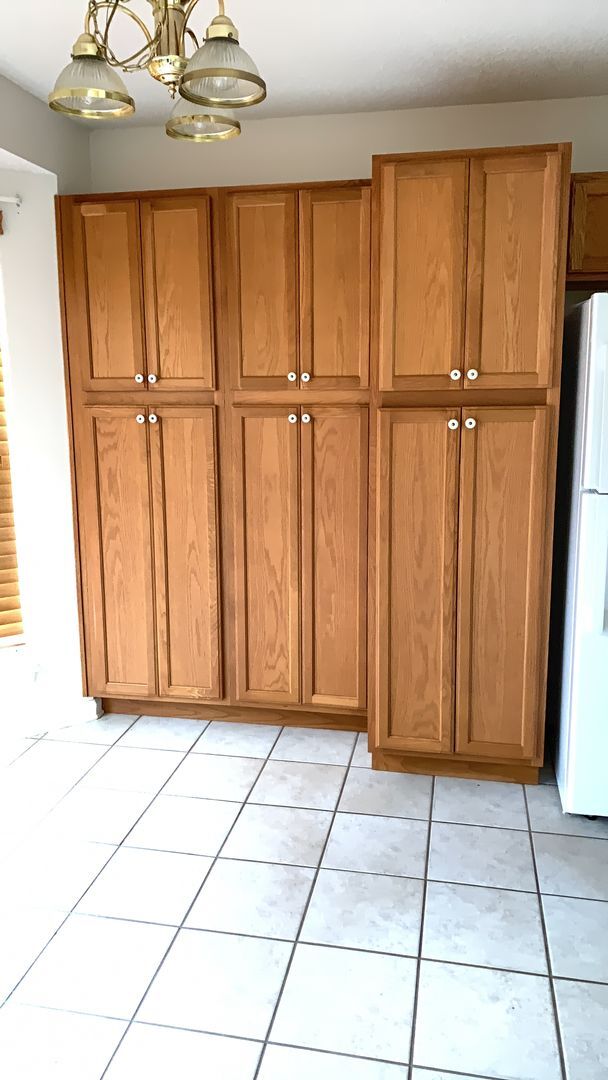 Building Photo - 3-Bedroom, 2-Baths located in desirable Ar...