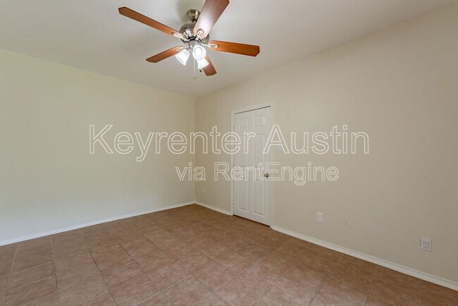 Building Photo - 4601 Lennox Dr
