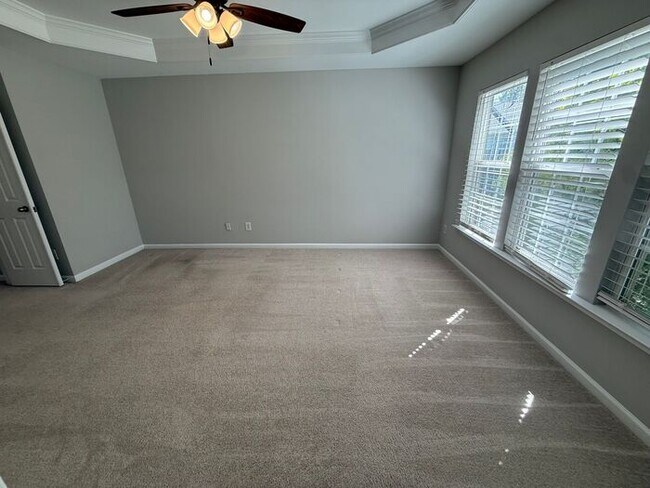 Building Photo - Prime Raleigh Location Near Crabtree & Downtown – Stunning 3BR Townhome